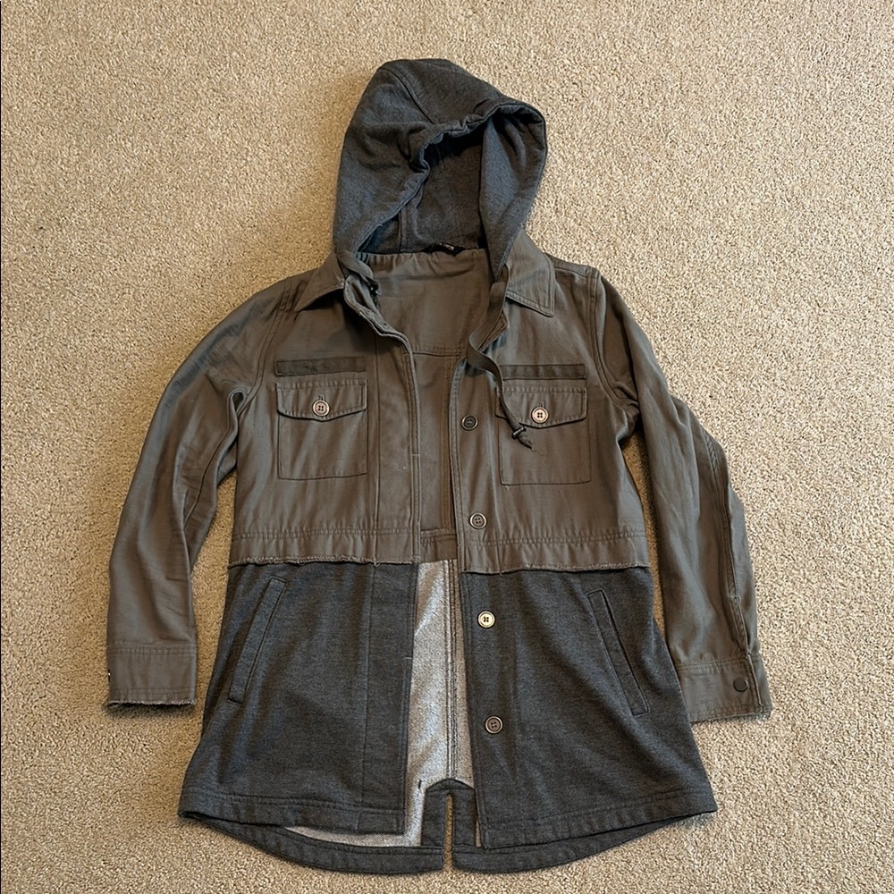 Women's Two-Tone Utility Jacket